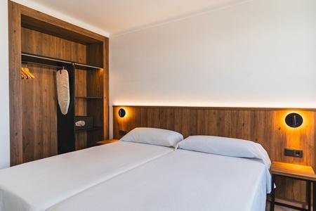 Vago Ibiza, Ibiza