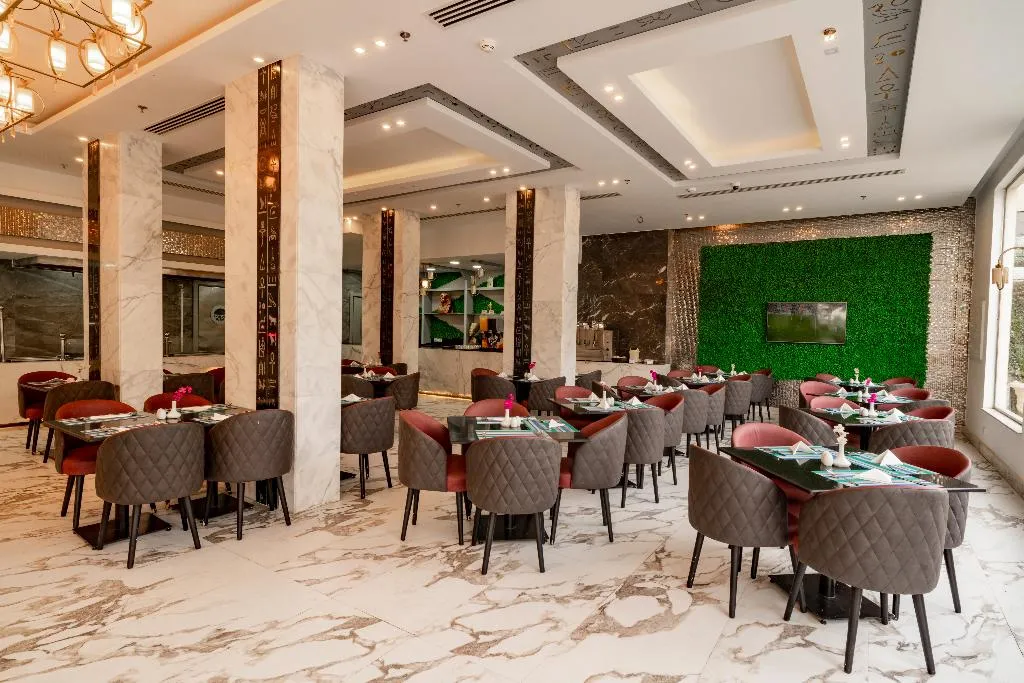Restaurant, King Tut Aqua Beach Resort, Red Sea Riviera