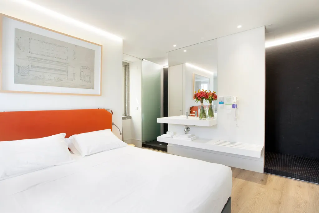 STUDIO STANDARD Room, Lisbon Serviced Apartments - Ascensor da Bica, Lisbon