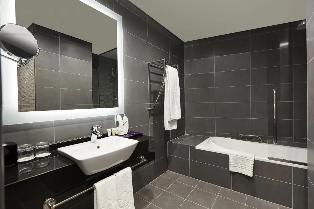 JUNIOR SUITE STANDARD Room, Park Regis Business Bay Dubai Hotel, Dubai