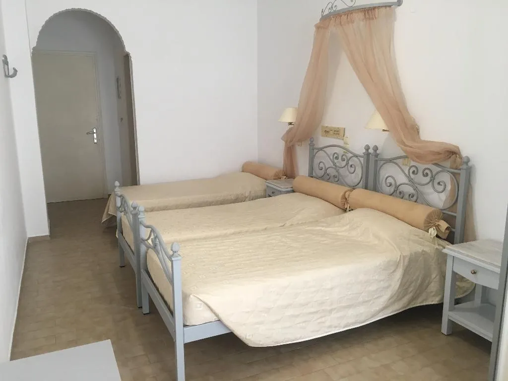 Double or Twin STANDARD Room, Avra Santorini, Santorini