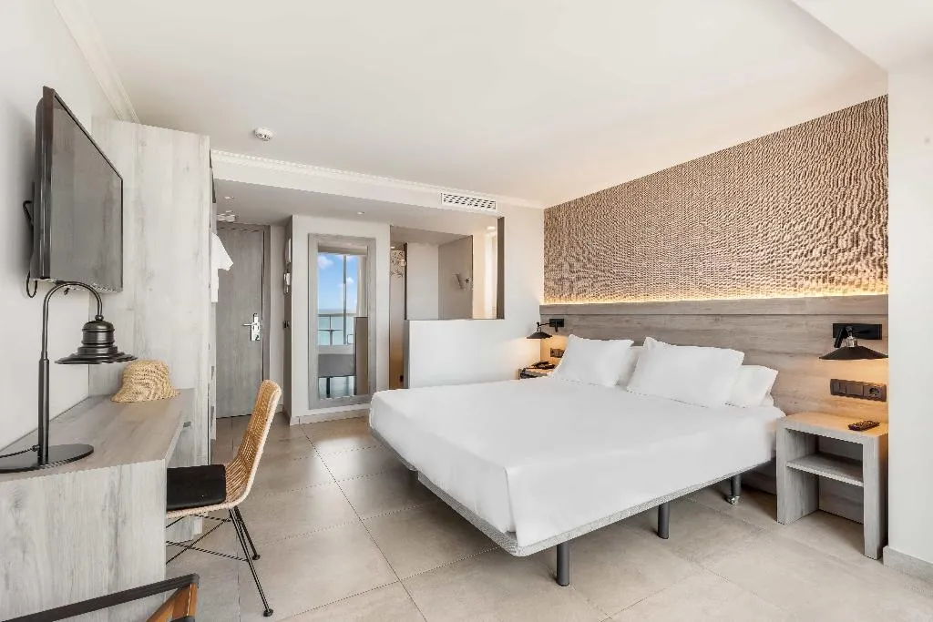 Room, Metropol Hotel, Costa Brava