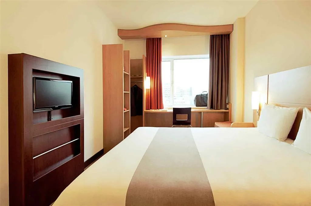 Room, ibis Lisboa Alfragide, Lisbon