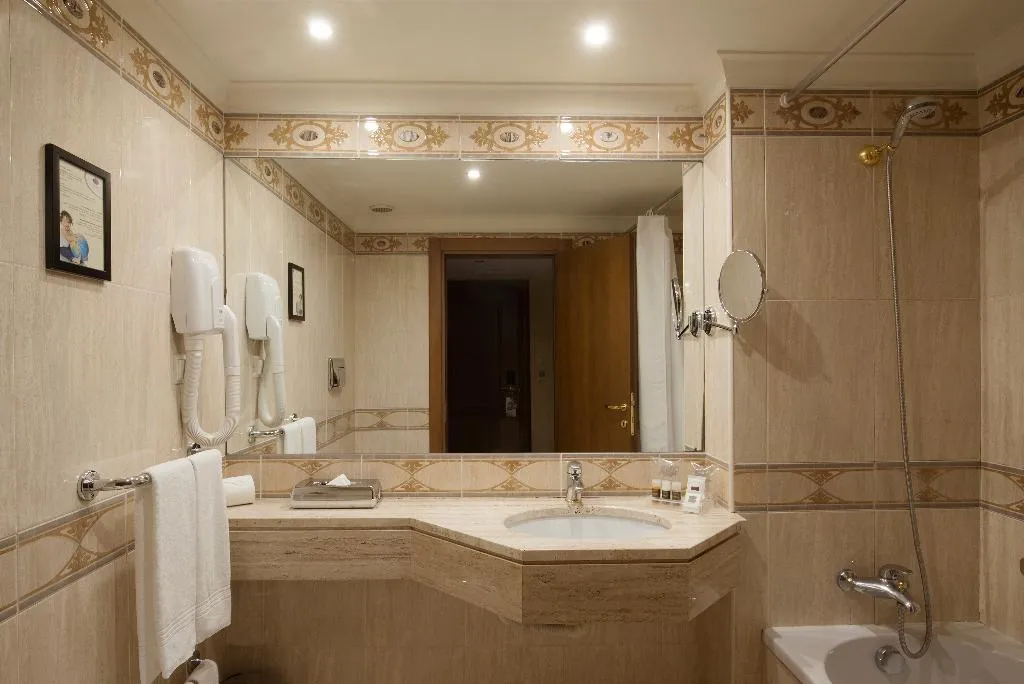 DOUBLE STANDARD Room, Turim Lisboa Hotel, Lisbon