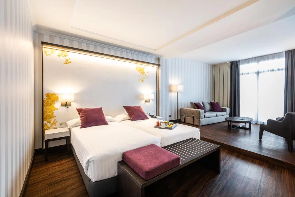 JUNIOR SUITE STANDARD Room, Intelier Palacio de San Martín, Madrid
