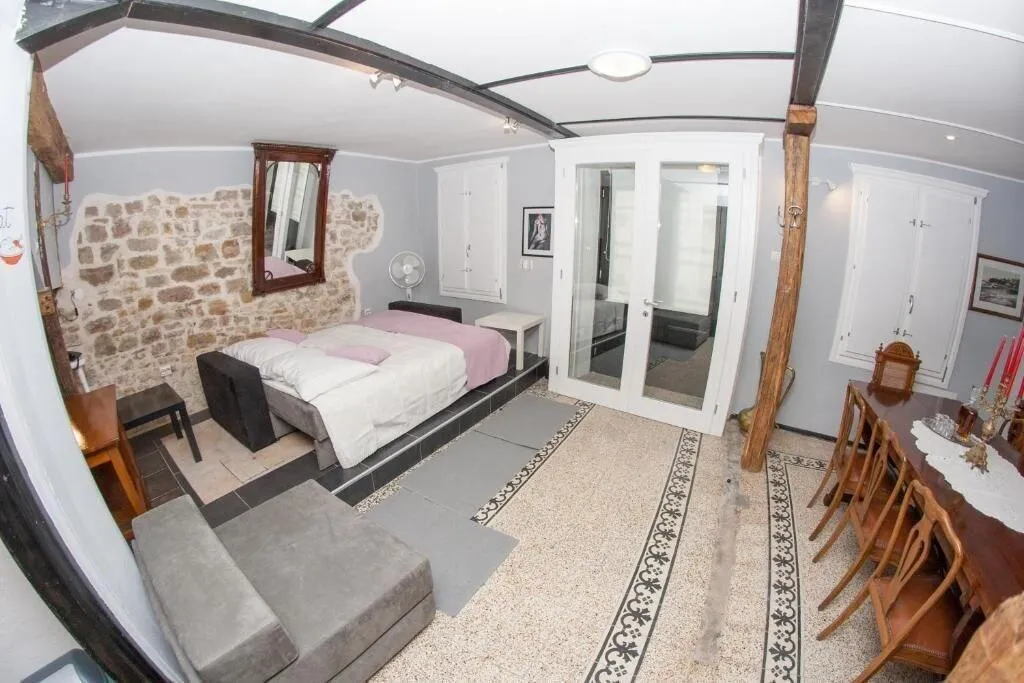 Room, Houses Of Motovun, Istria