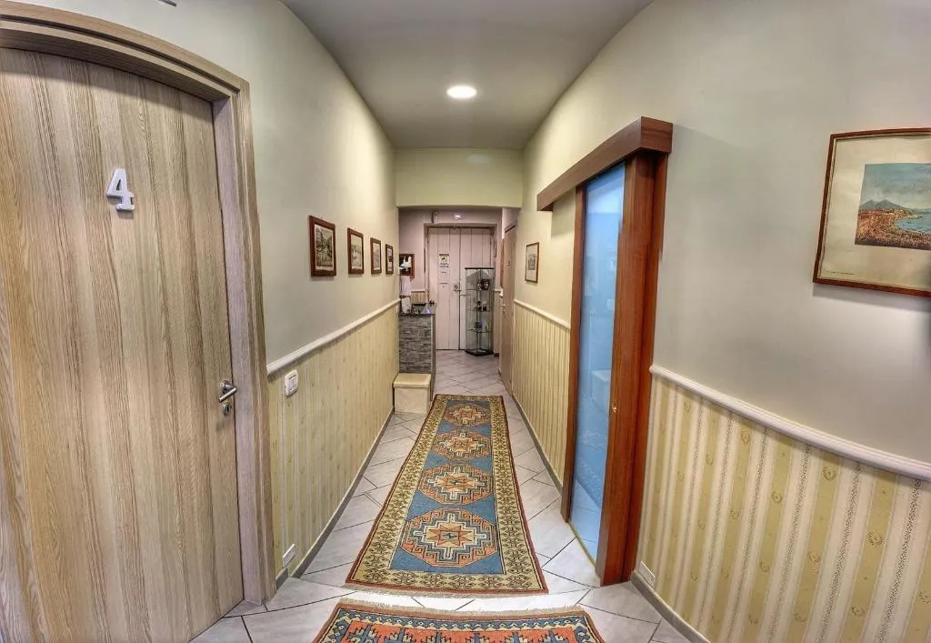 Lobby, B&B 248, Naples