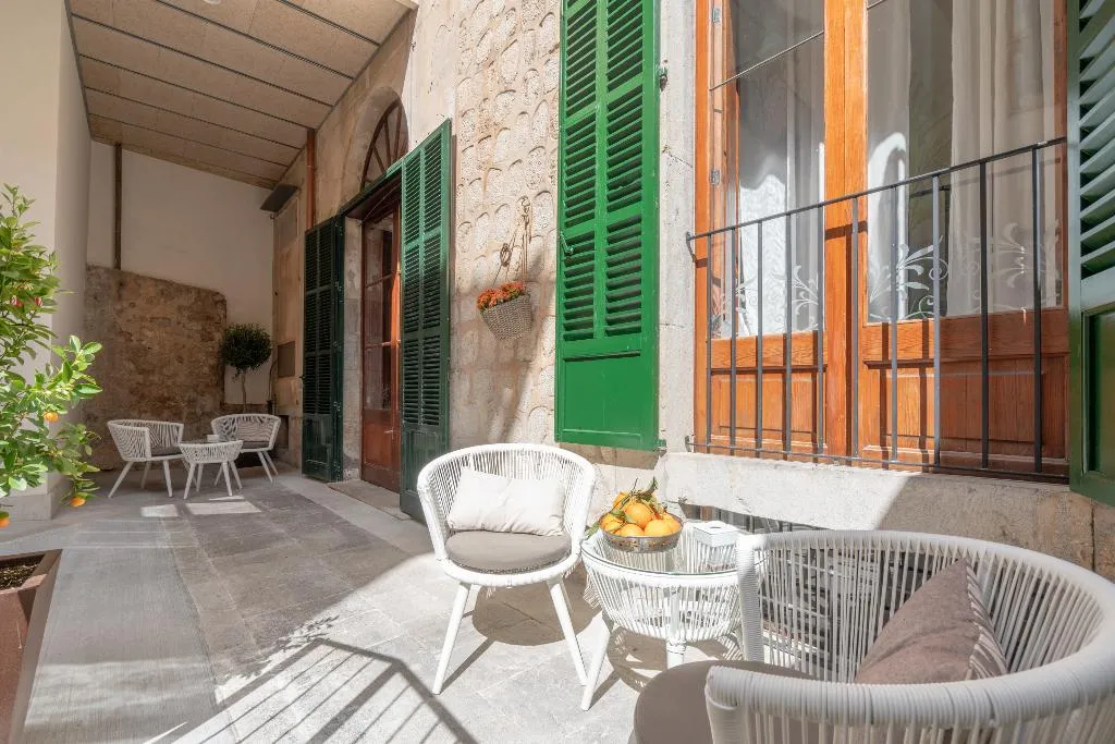 Terrace, Soller Plaza, Majorca