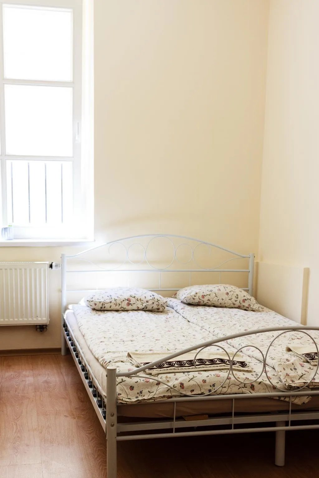 DOUBLE WITH SHARED BATHROOM Room, Heynow Hostel, Krakow