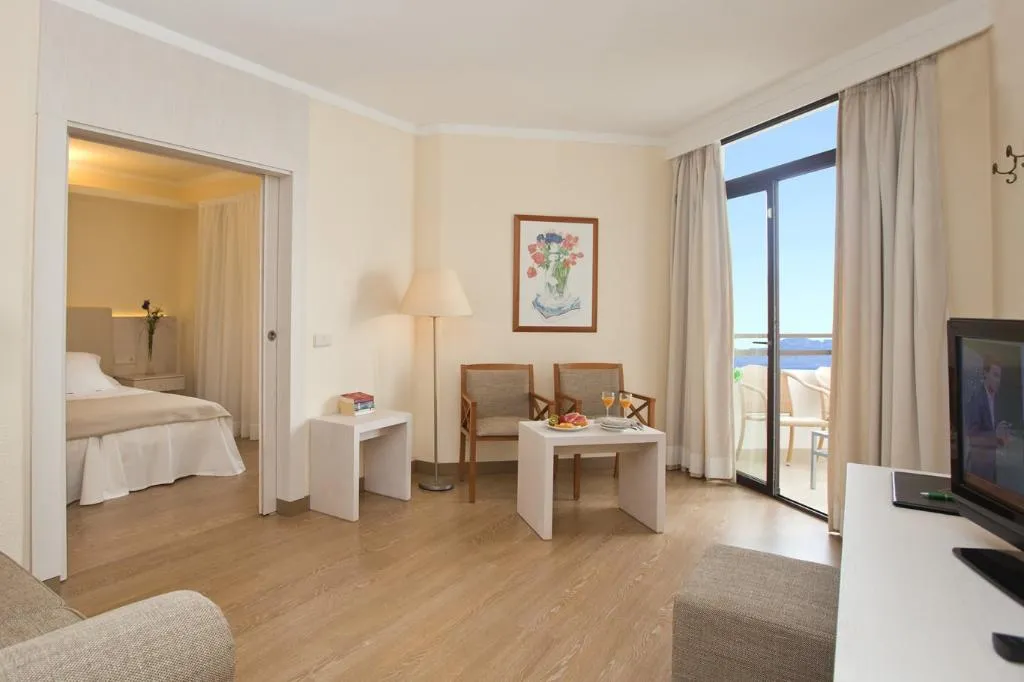 JUNIOR SUITE SUPERIOR Room, Hotel Sabina Playa, Majorca
