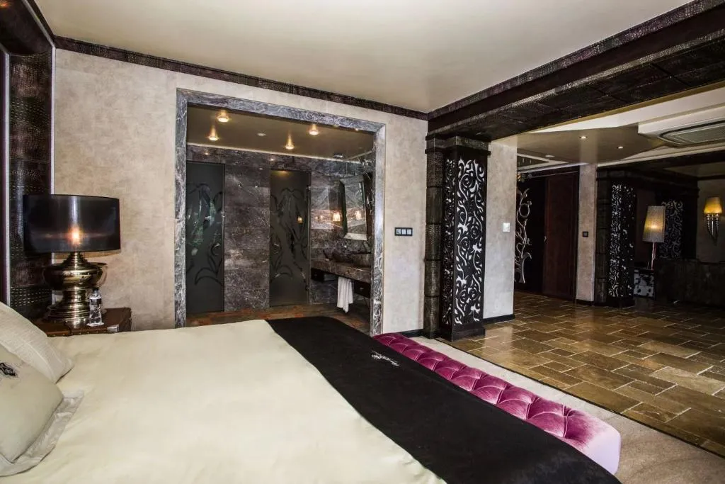 STUDIO DELUXE SIDE SEA VIEW Room, Royal Castle Design & Spa, Bourgas