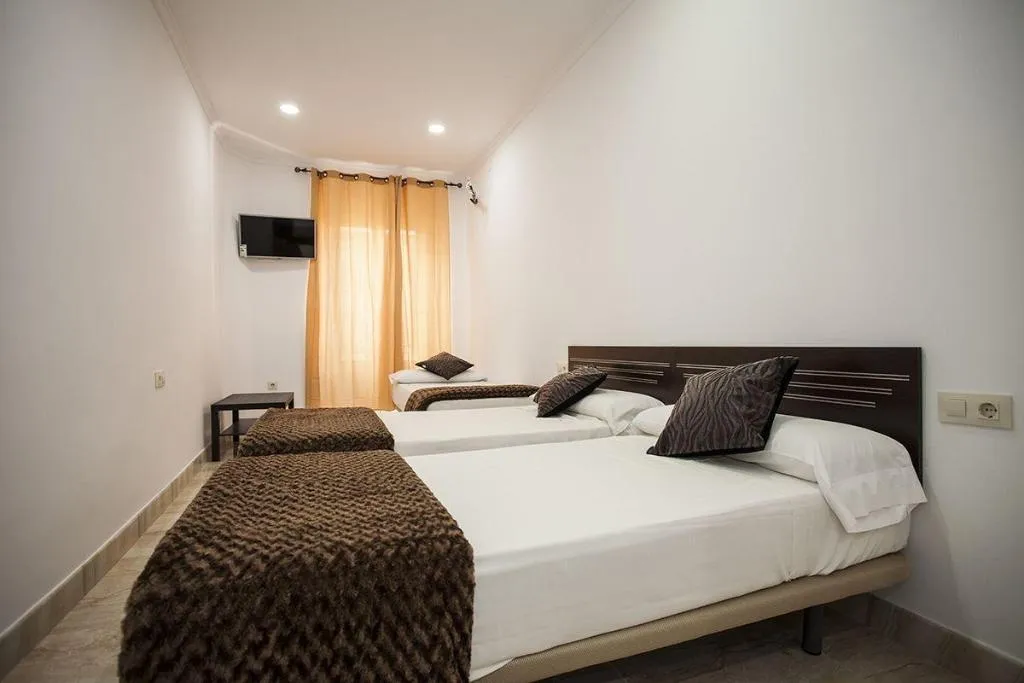 Room, Hostal Rincon De Sol, Madrid