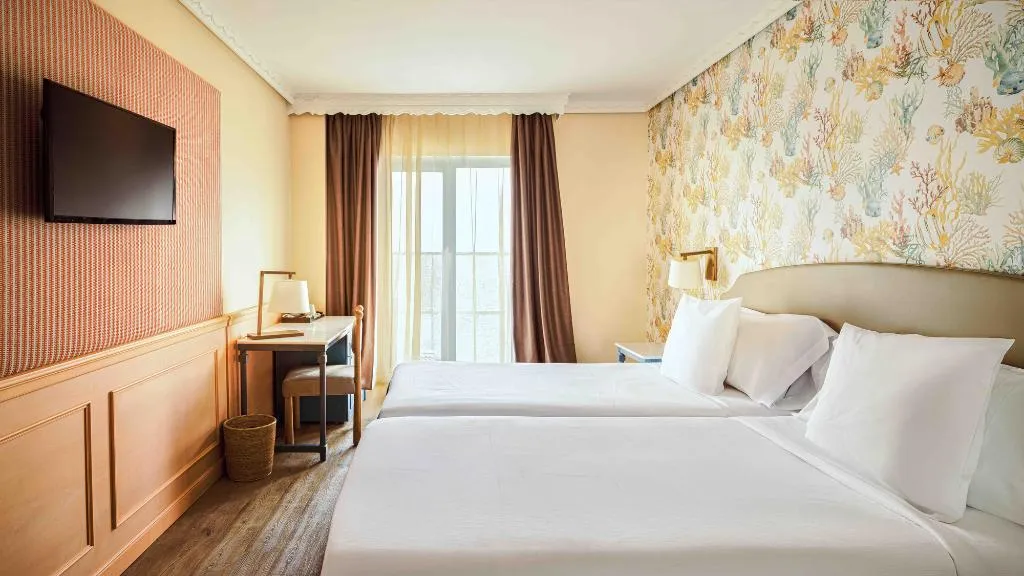 Double or Twin WITH BALCONY Room, Hotel Fénix Torremolinos Adults Only Recommended, Costa Del Sol