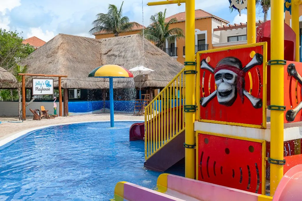 Sports and Entertainment, Ocean Coral & Turquesa All Inclusive, Cancun Area