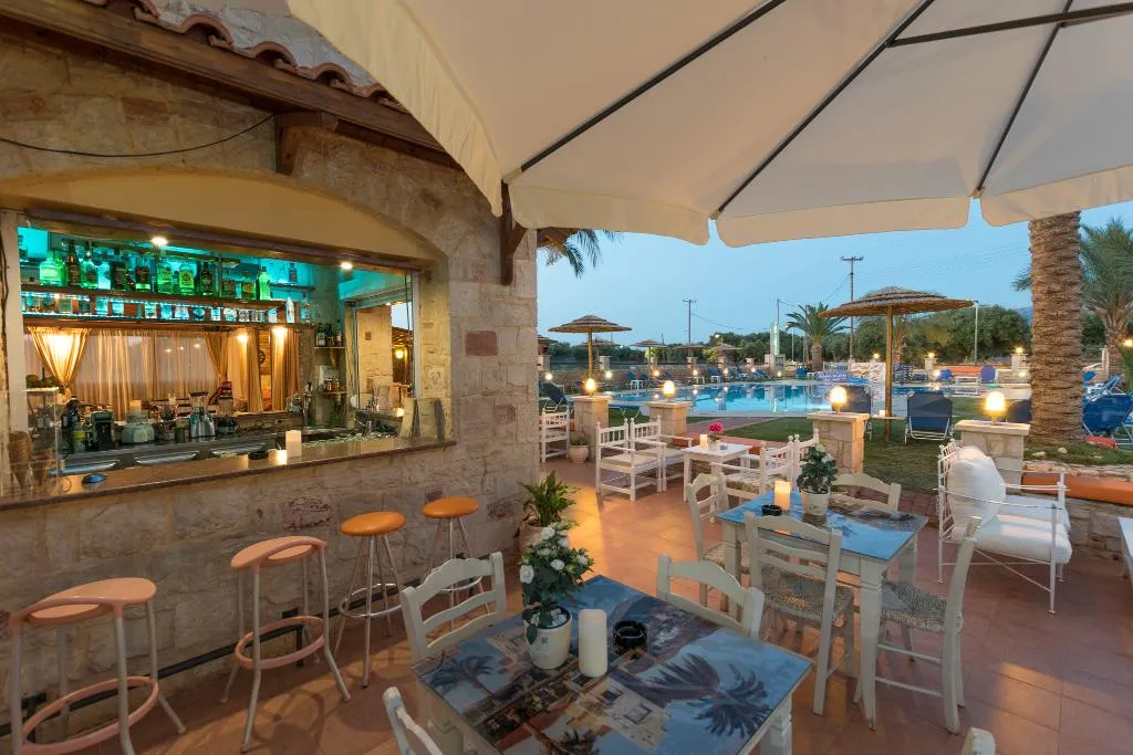 Bar, Danelis Apartments, Crete