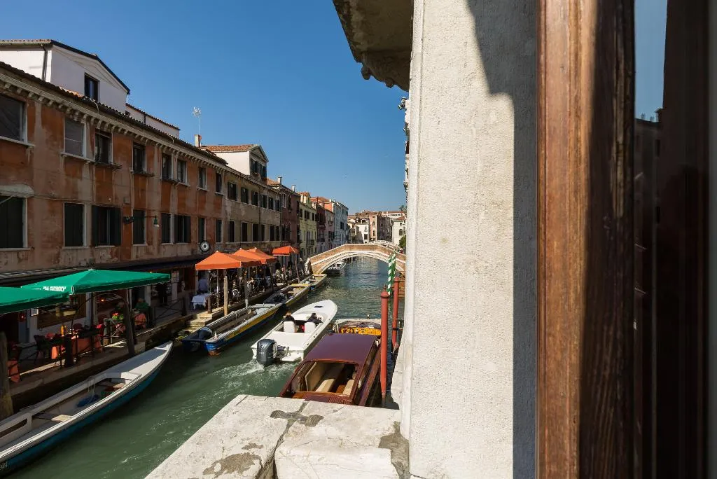 JUNIOR SUITE CLASSIC Room, Liassidi Palace, Venice