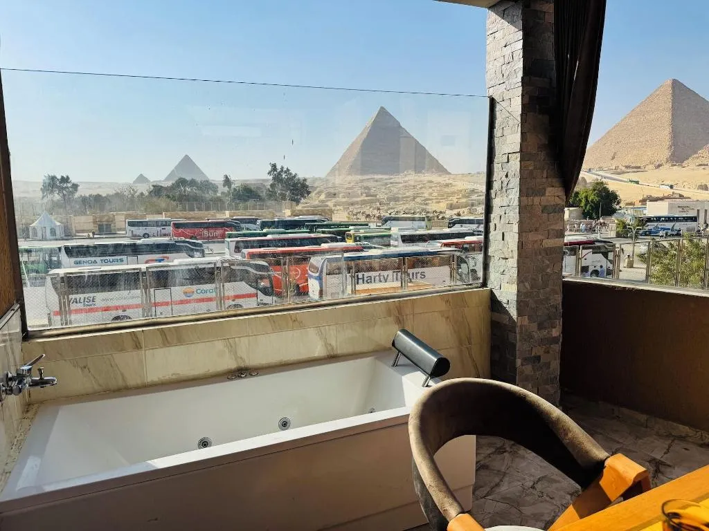 Room, Capital Of Pyramids Hotel, Cairo