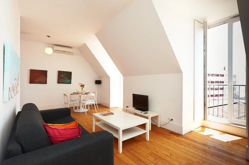 APARTMENT THREE BEDROOMS Room, Hello Lisbon Conde Barao Apartments, Lisbon