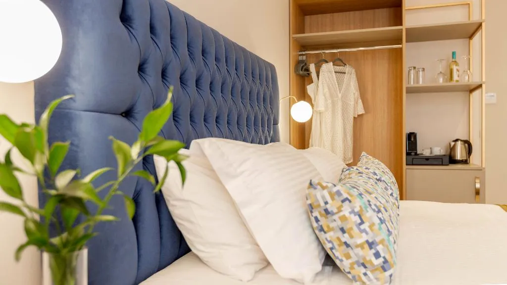 TRIPLE DELUXE CITY VIEW Room, Plaza 1866 Superior City Rooms, Crete
