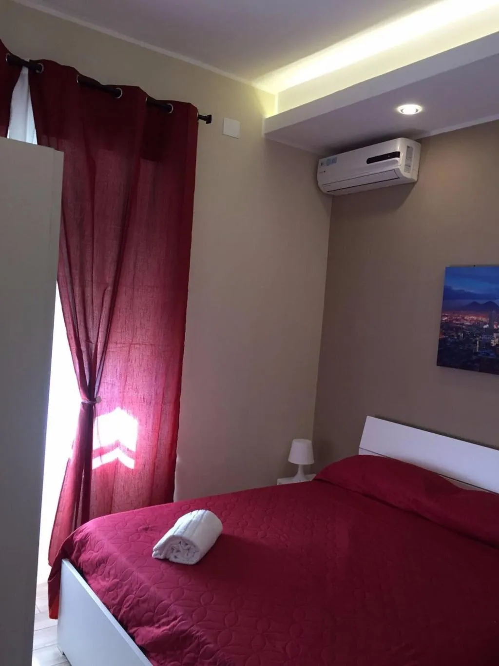 Room, B B Metropolitan, Naples