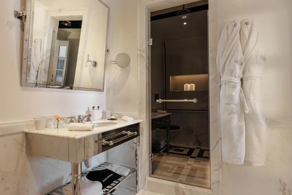 SUITE THREE BEDS Room, Grand Hotel San Pietro, Taormina