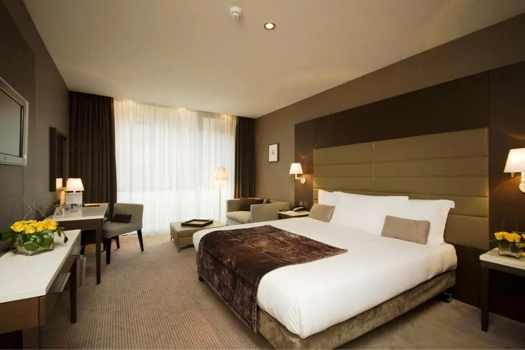 Room, Radisson Blu Royal Hotel, Dublin, Dublin