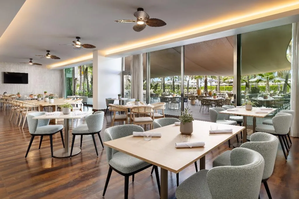 Restaurant, Algarve Marriott Salgados Golf Resort & Spa, Algarve