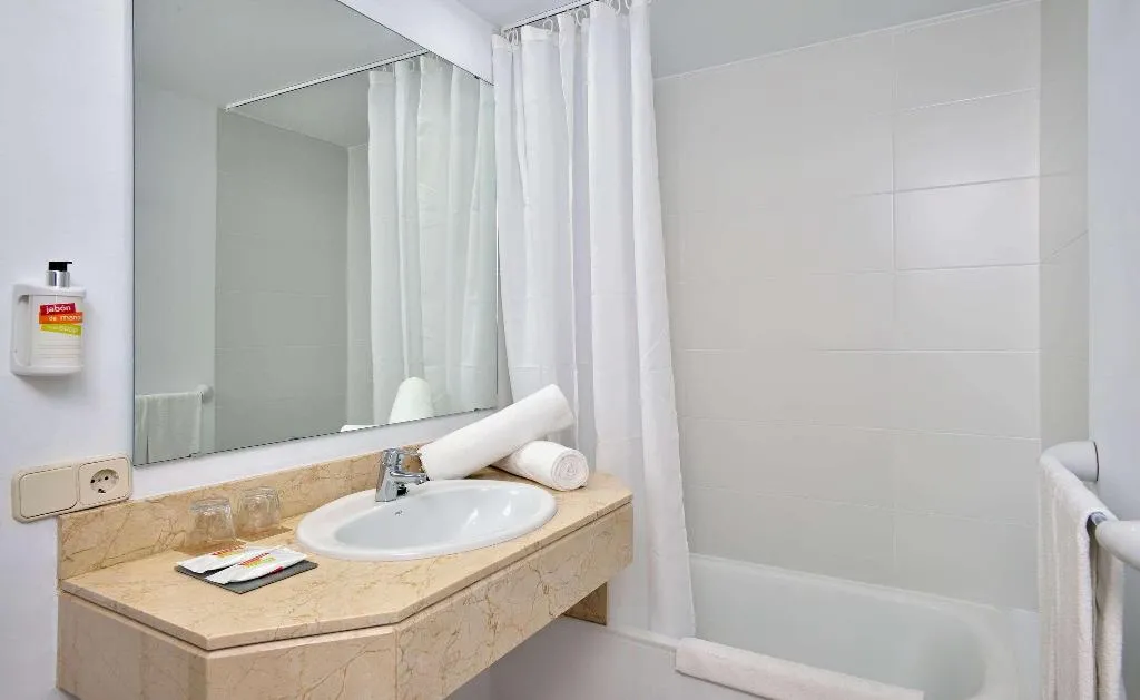 APARTMENT STANDARD Room, Sol Cala d'Or Apartamentos, Majorca