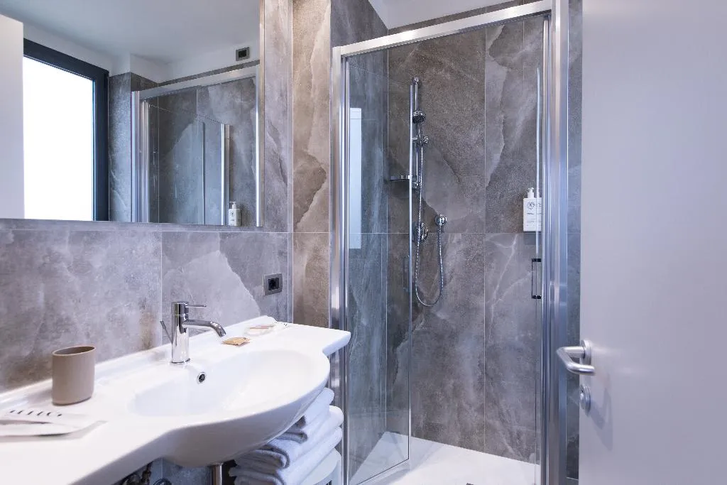 DOUBLE KING SIZE BED Room, Garner Hotel Rome Aurelia, Rome