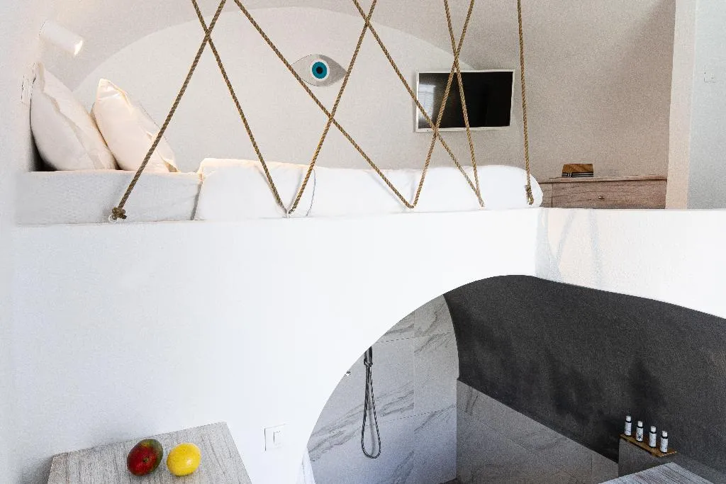CAVE ONE BED Room, The Museum Project Oia, Santorini