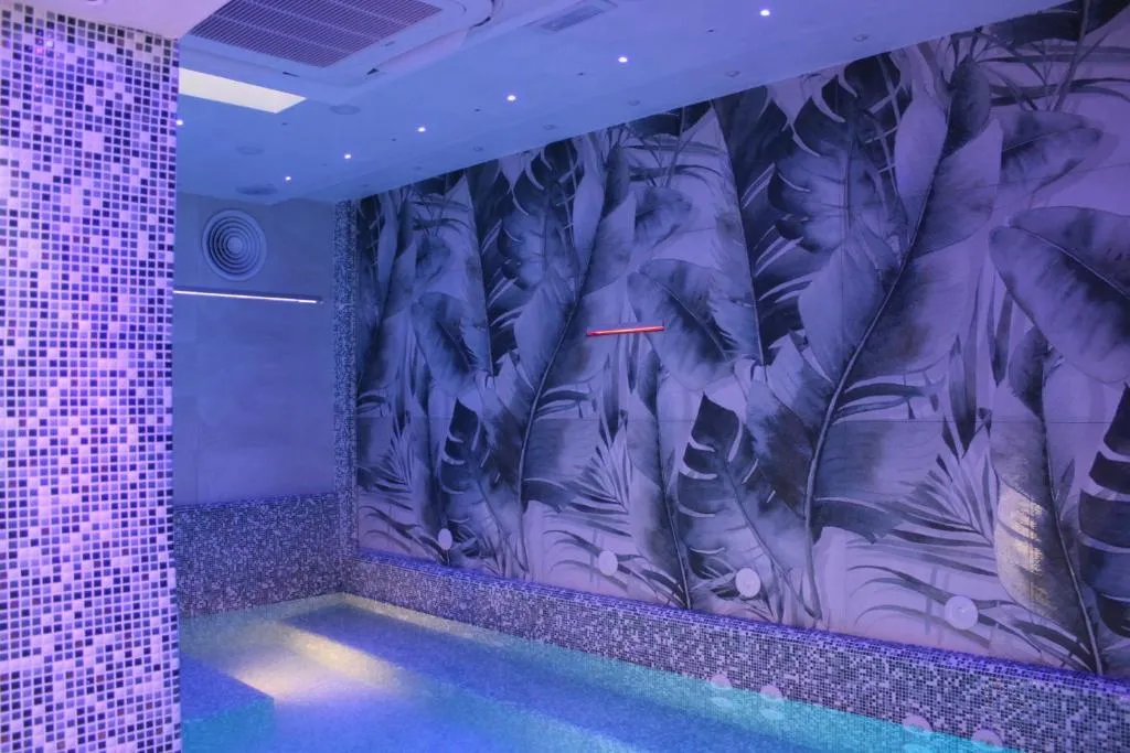 Pool, Center 3, Rome