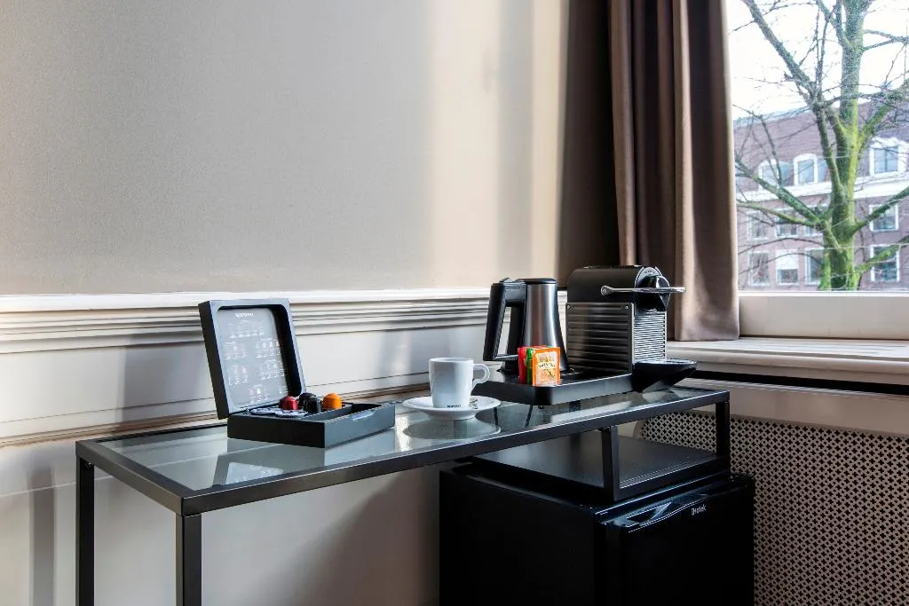 DOUBLE DELUXE Room, Grand Canal Boutique Hotels, Amsterdam