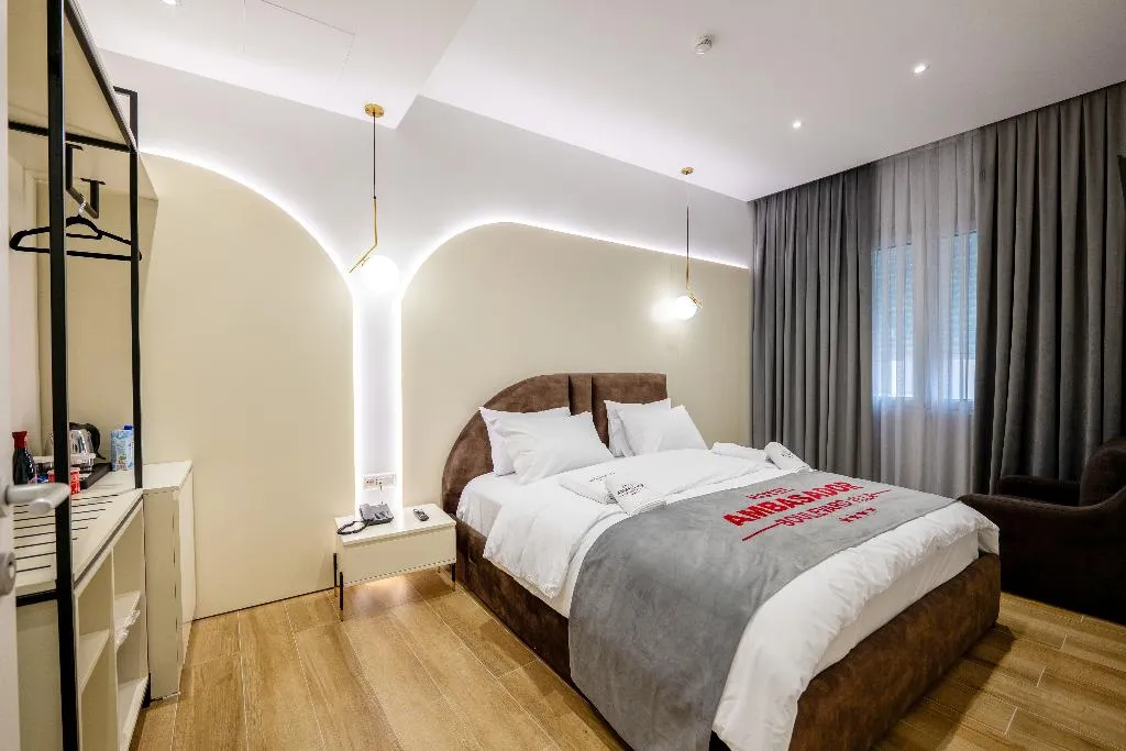 TRIPLE basement Room, Ambasador Hotel, Durres
