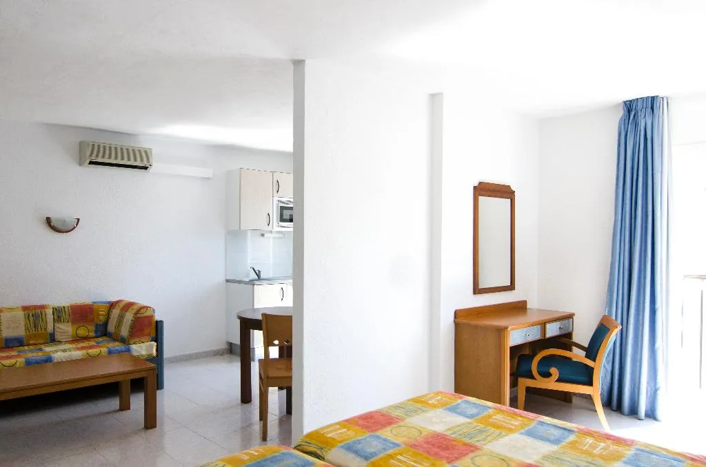 Room, Apartamentos Formentera, Ibiza