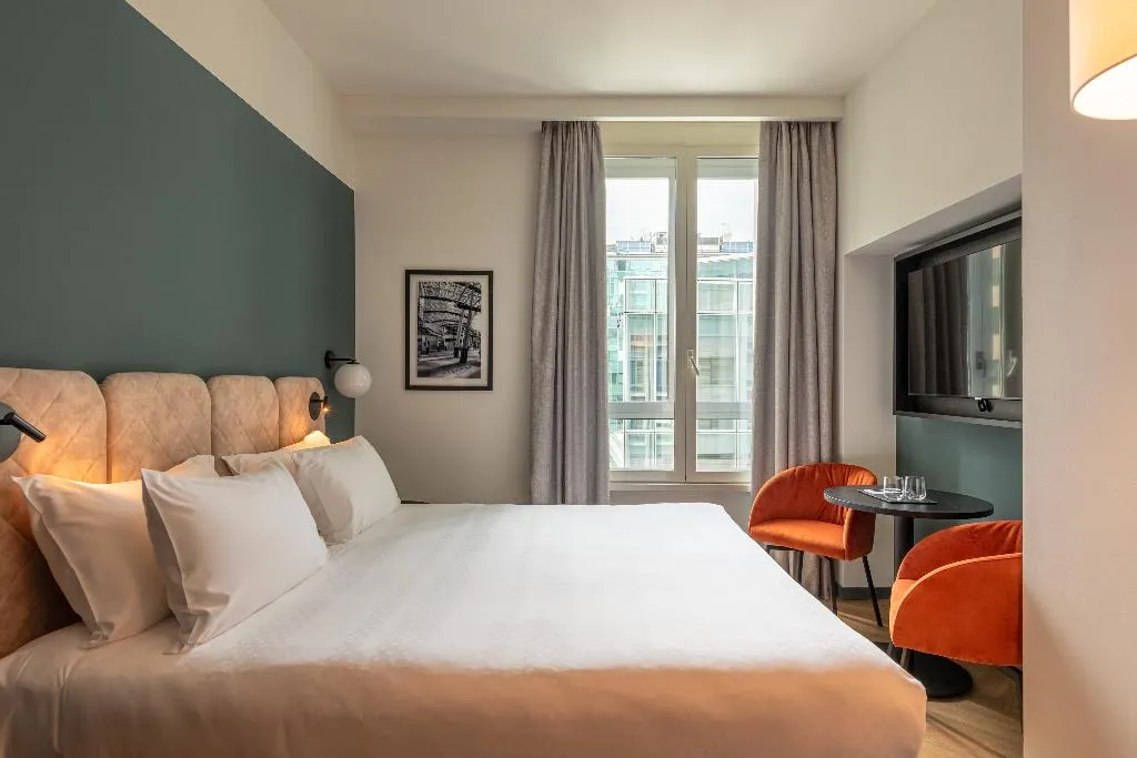 FAMILY ROOM STANDARD Room, Hotel Tocq, Milan