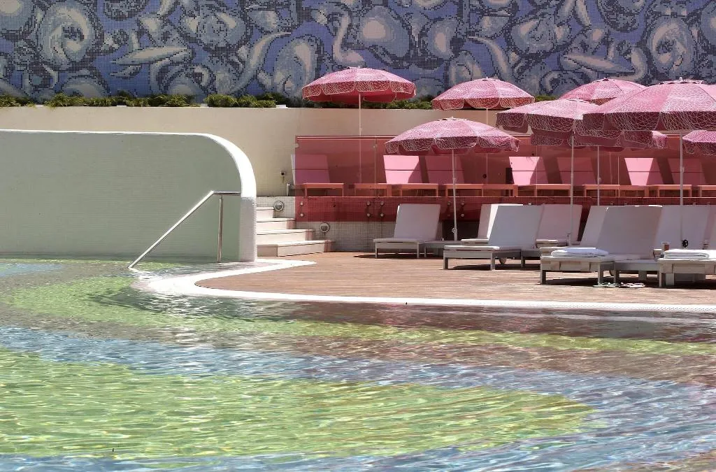 Pool, Semiramis, Athens
