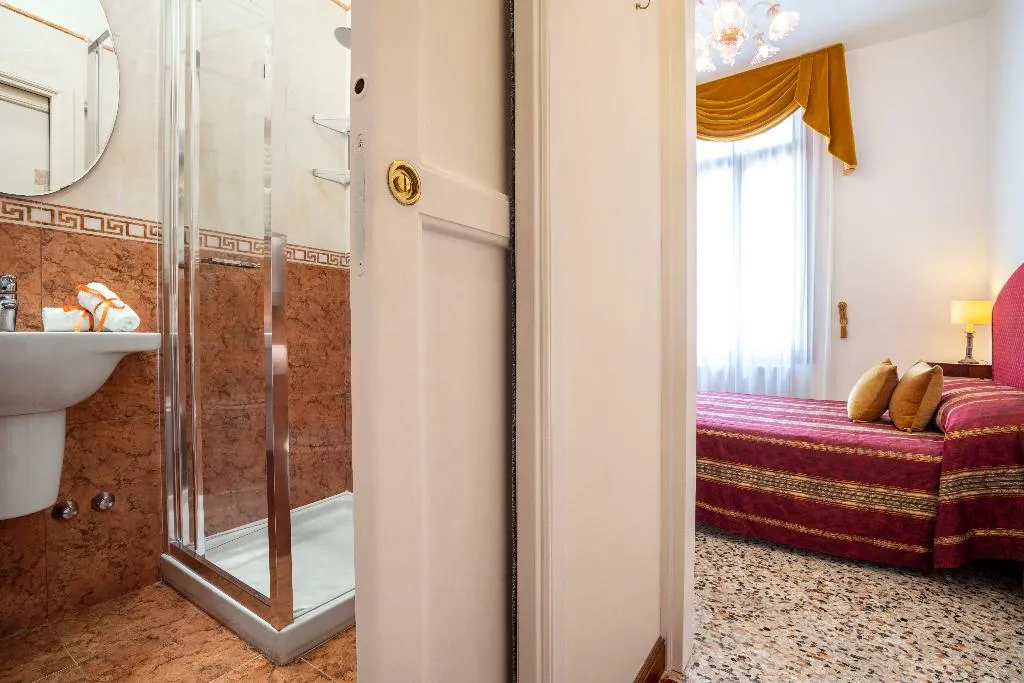 DOUBLE ECONOMY Room, Palazzo Schiavoni Residenza d'Epoca, Venice