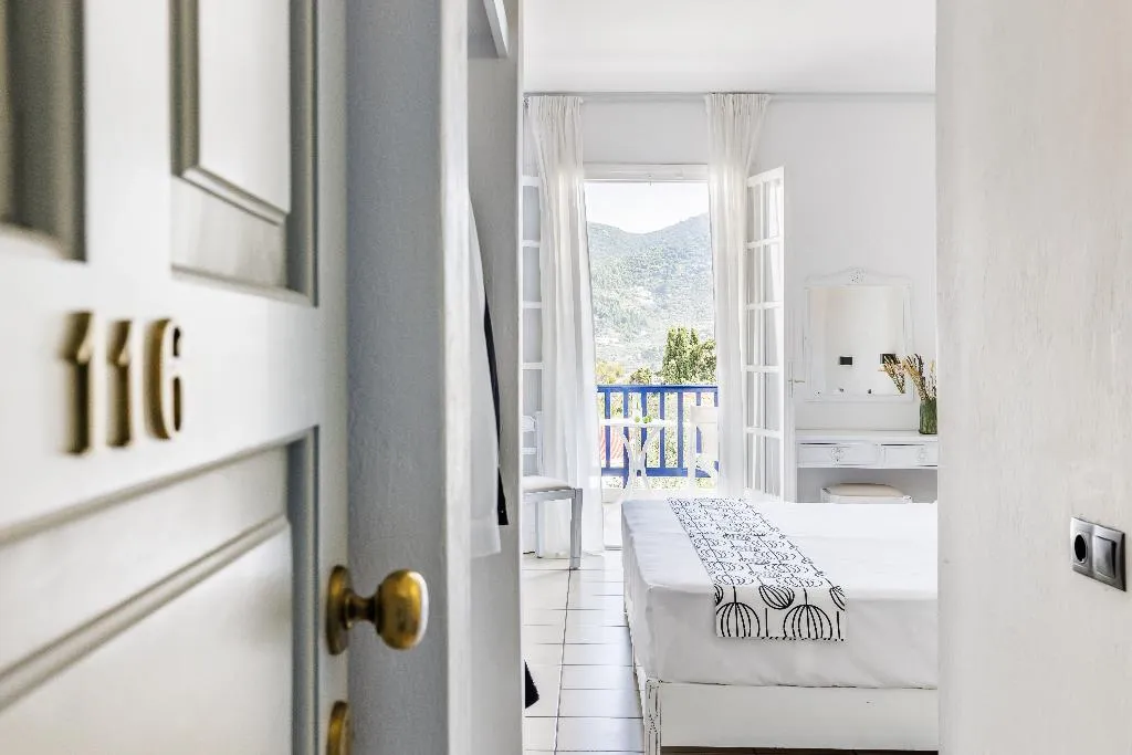 Double or Twin SIDE SEA VIEW Room, Aperitton, Skiathos