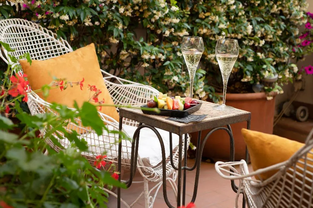 Terrace, Hotel Alpi, Rome