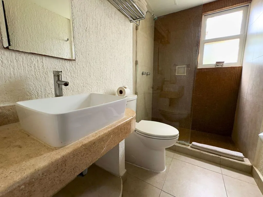 FAMILY ROOM TWO BEDROOMS ONE BATHROOM Room, Tukan Hotel Playa del Carmen, Playa Del Carmen