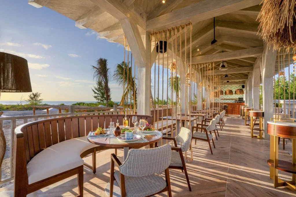 Restaurant, Delek Holbox, Cancun Area