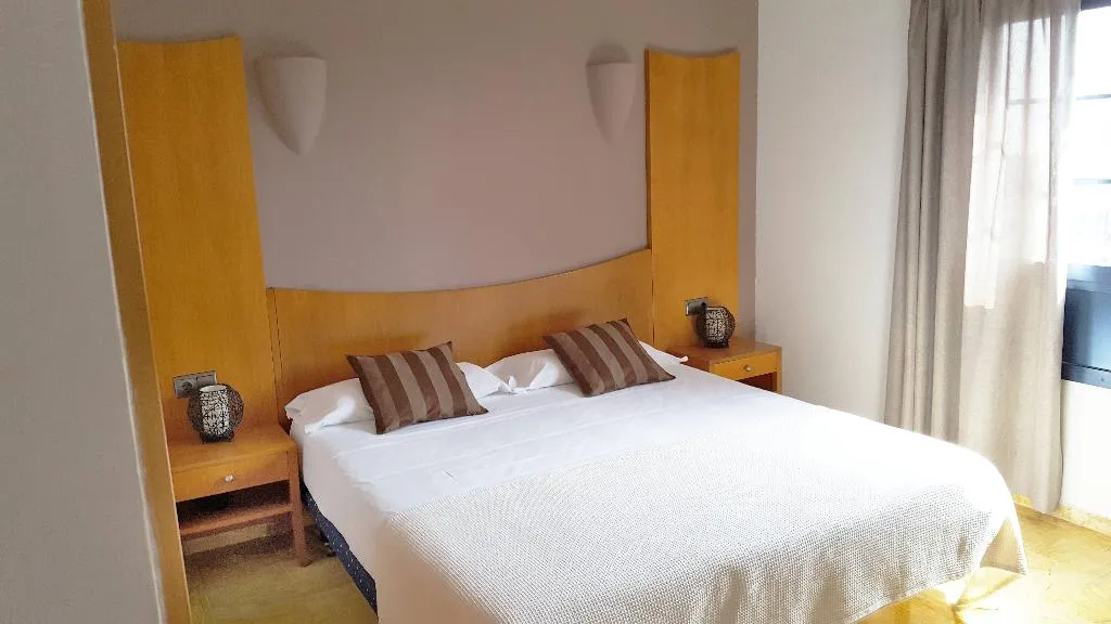VILLA TWO BEDROOMS Room, Vik  Coral Beach, Lanzarote