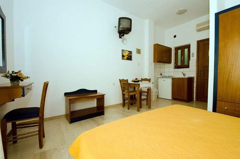 General view, Delphi Resort, Skiathos