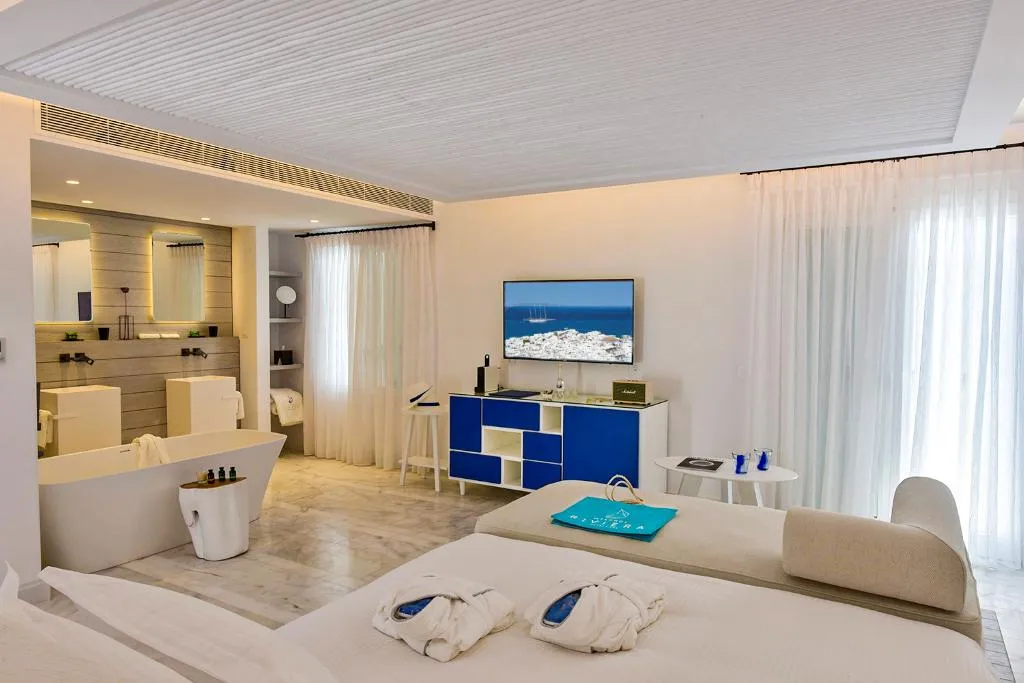 SUITE WITH JACUZZI Room, Mykonos Riviera Hotel & Spa, Mykonos