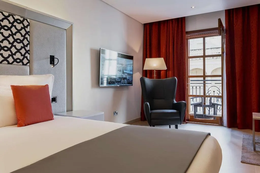 FAMILY ROOM WITH DOUBLE BED Room, AX The Palace, Malta