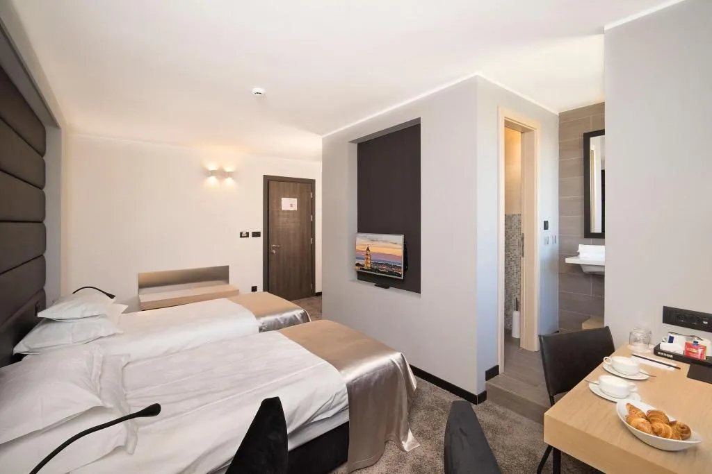 TWIN SUPERIOR CITY VIEW Room, The View Luxury Rooms, Split