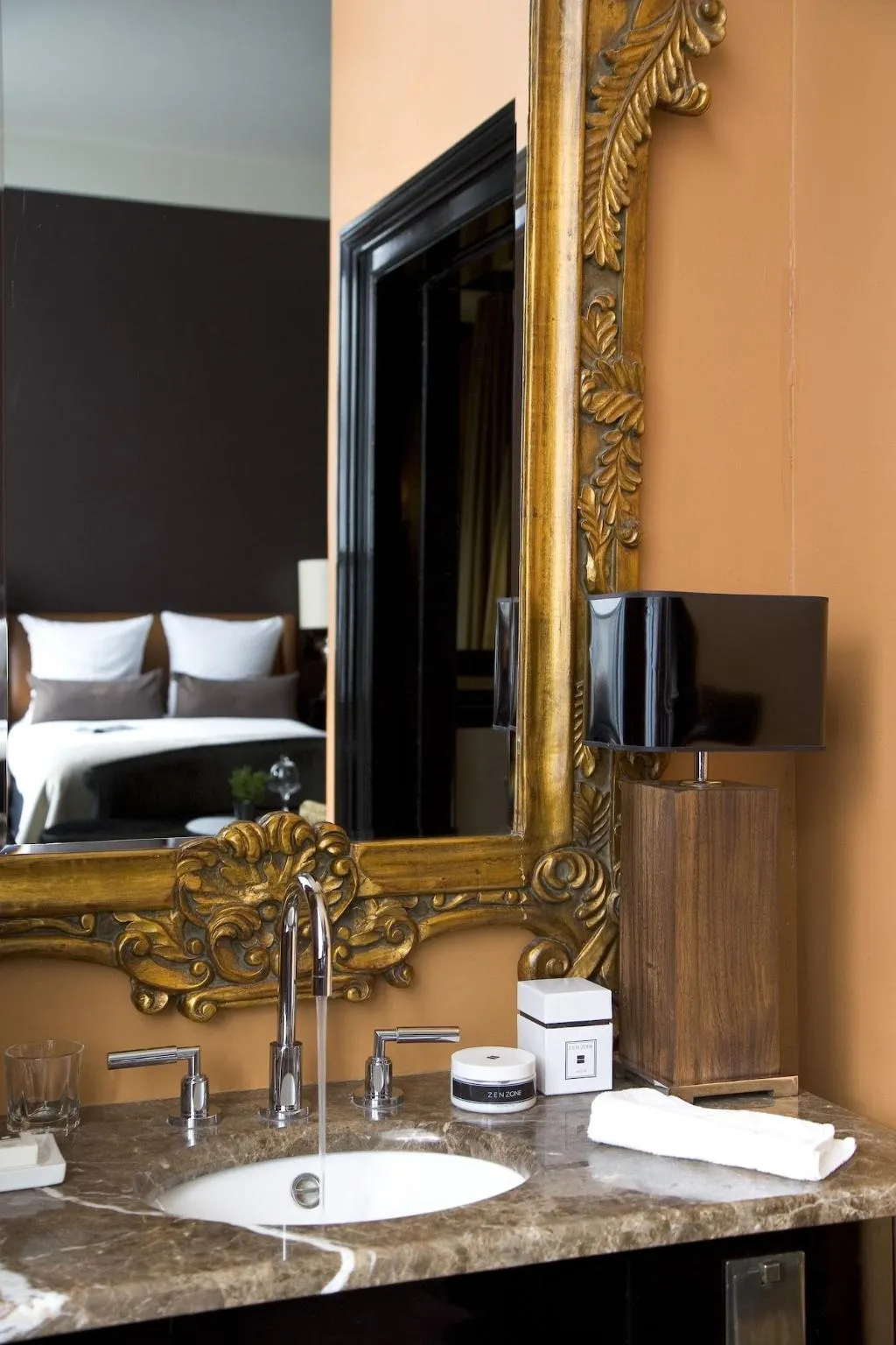 Room, College Hotel Amsterdam, Autograph Collection, Amsterdam
