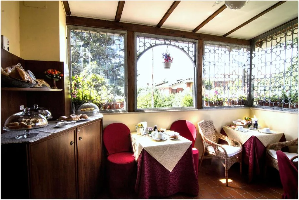 Restaurant, B&B Degli Amici, Rome