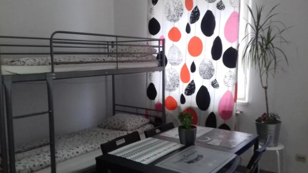 Room, Art Hostel, Krakow