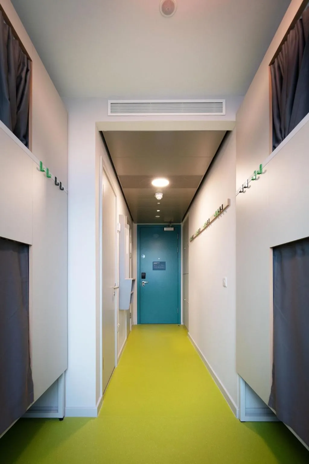 Room, Clink i Lár, Dublin